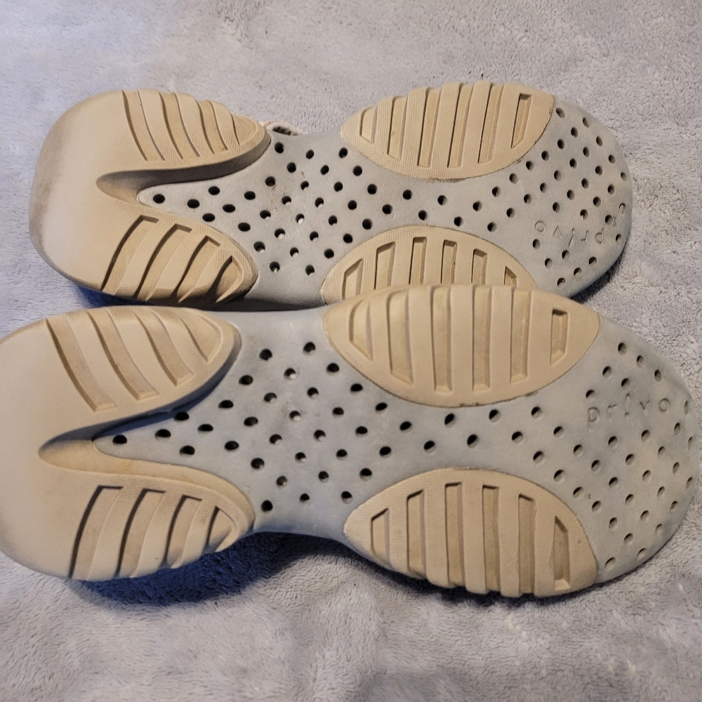 Ladies Clarks Privo Water Shoes Sandals Size 6.5 Cream Off-white EUC Summer Fun - Picture 7 of 11